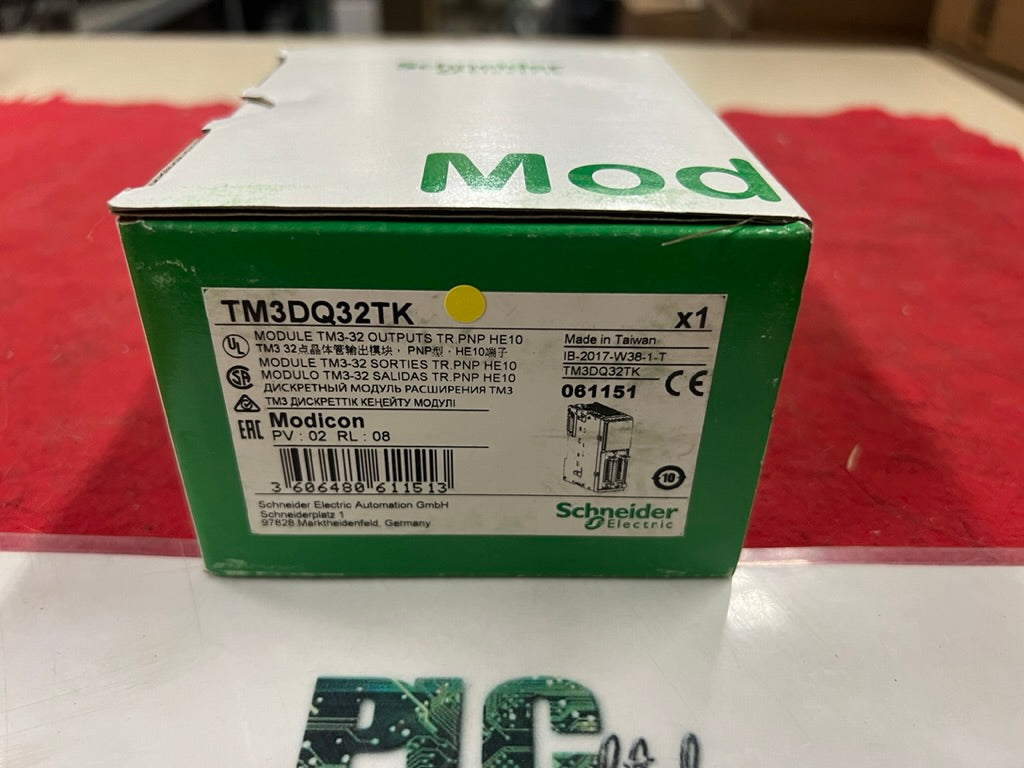 Brand New Schneider Electric TM3DQ32TK Modicon TM3 Output Module | PLC Ltd.
