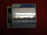 ABE7R08S111  Modicon Premium Wiring Base ABE7-R08S111 Telemecanique