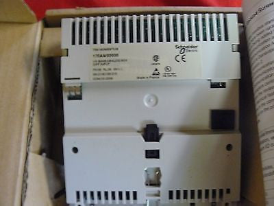 170AAI03000 NEW Modicon Momentum Analog Base 170-AAI-030-00